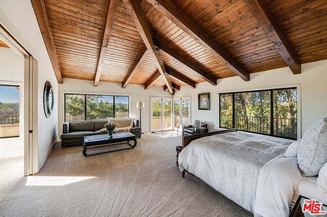 Building Photo - 2975 Calle Bonita