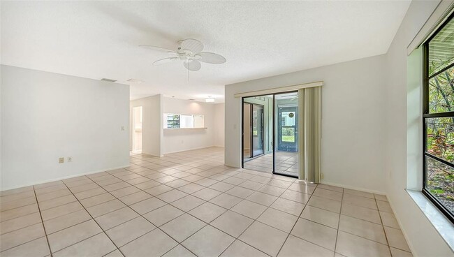 Building Photo - 5010 Barrington Cir