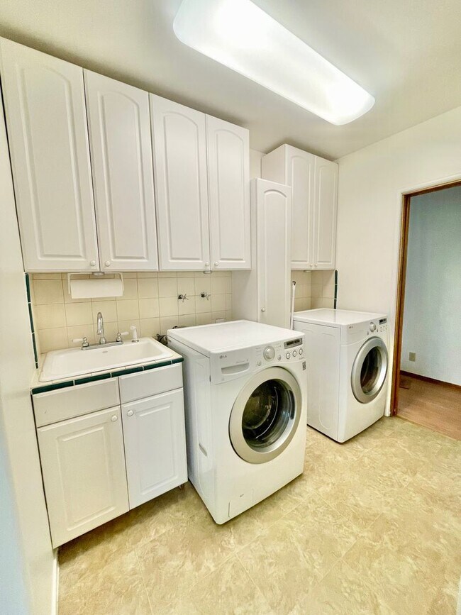 Building Photo - 5434 Monte Verde Dr