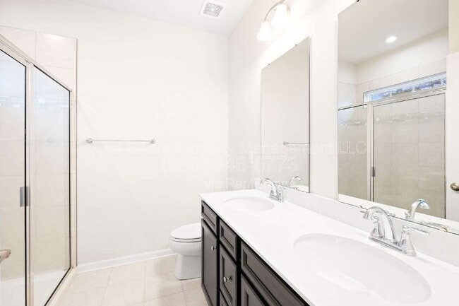 Building Photo - 2620 Grantham Place Dr