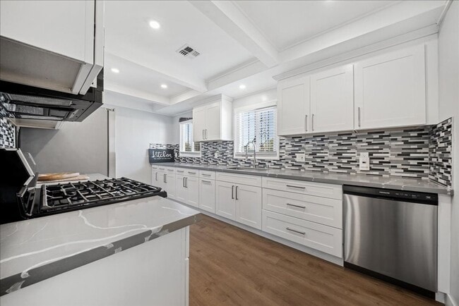 Building Photo - 2308 Cortez Ln