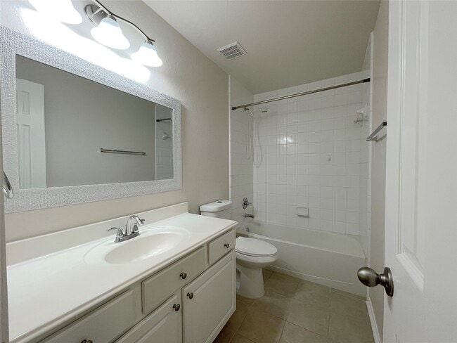 Building Photo - 9030 Canton Park Ln