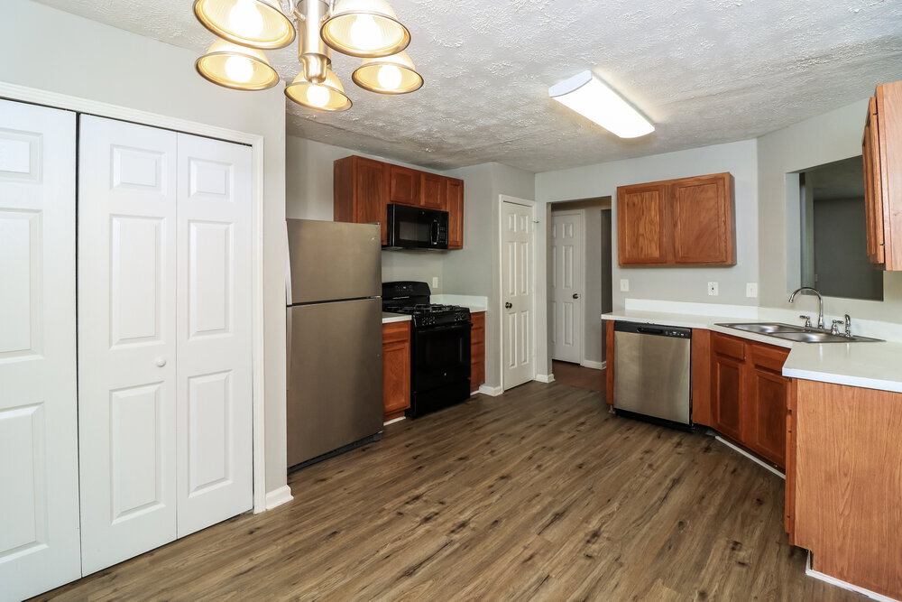 Building Photo - 1347 Ambercrest Way