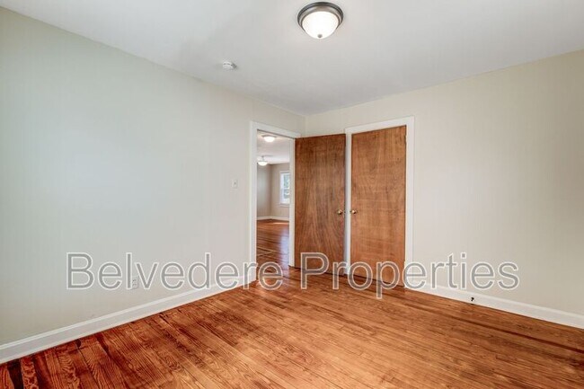 Building Photo - 709 Langford Ave