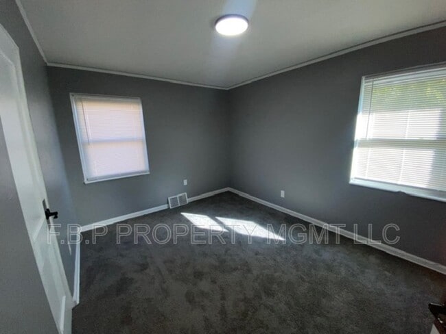 Building Photo - 14914 Marlowe St
