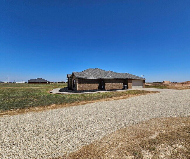Building Photo - 20009 FM2192