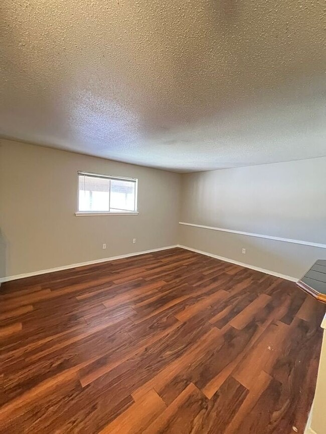 Building Photo - 1 Bed 1 Bath Apt NW OKC