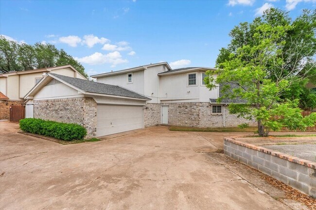 Building Photo - 5315 Colony Hill Rd