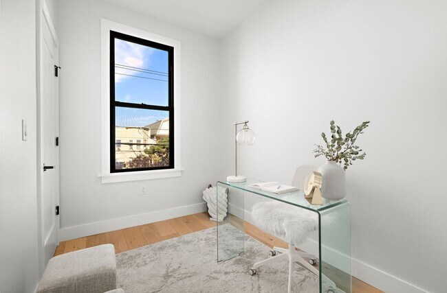 Building Photo - 2602 Palisade Ave