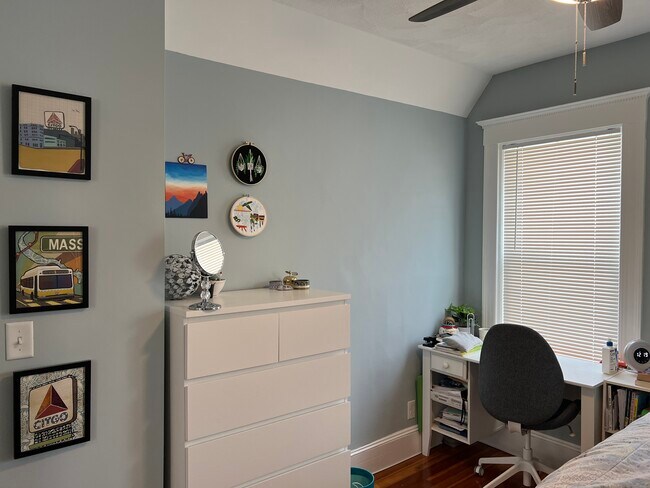 Building Photo - 307 Highland Ave