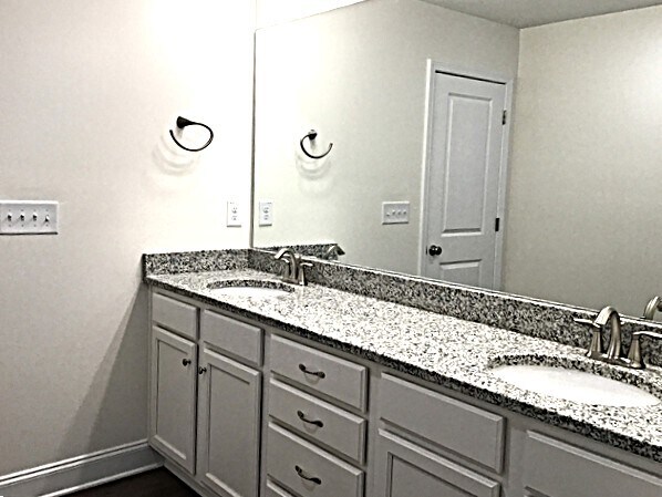Building Photo - 205 Lindridge Dr