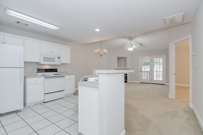 Building Photo - 275 Caldwell Cir