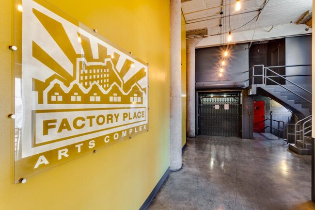 Primary Photo - 1308 Factory Pl