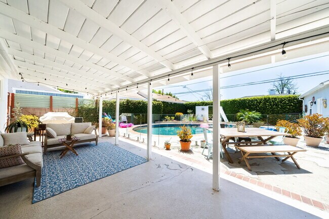 Building Photo - 6307 Tunney Ave