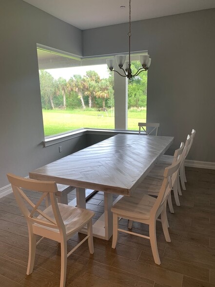 Building Photo - 2181 Hickeys Creekside Dr