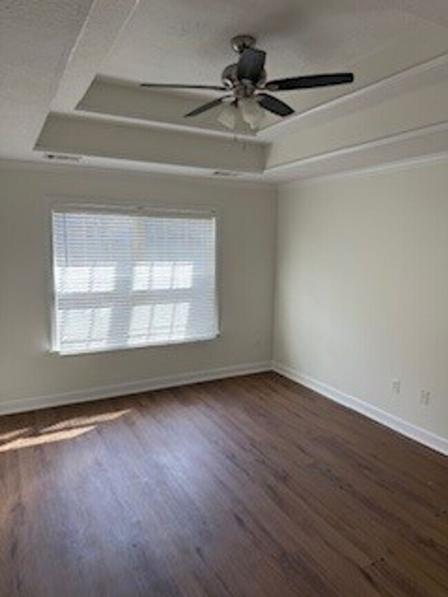 Building Photo - 534 Cobblestone Cir
