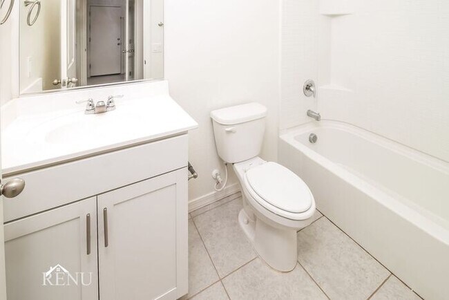 Building Photo - 35438 W San Capistrano Ave