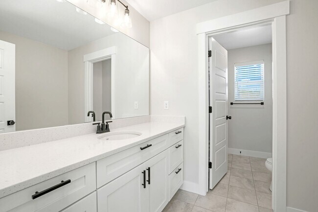 Building Photo - Pet-Friendly Upgraded 4-Bedroom Home with 3 Car Garage.