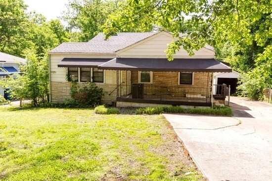 Building Photo - 324 Woodward Rd