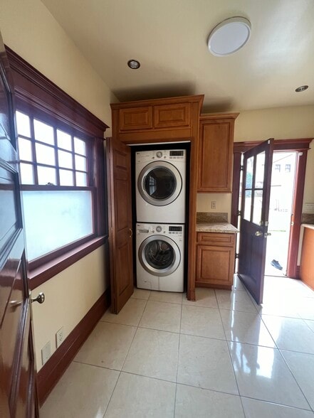 Building Photo - 2232 Juliet St