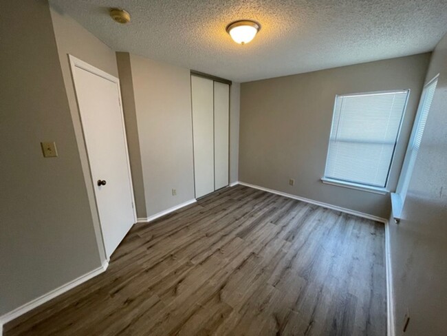 Building Photo - Coming soon..... Beautiful  3 bedroom 2 bath