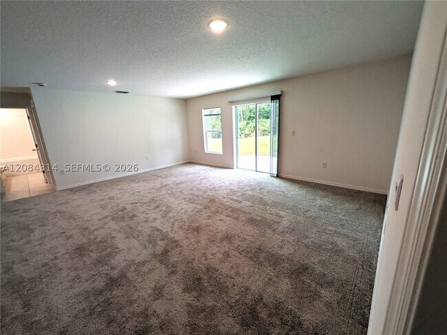 Building Photo - 1329 Biarritz St NW