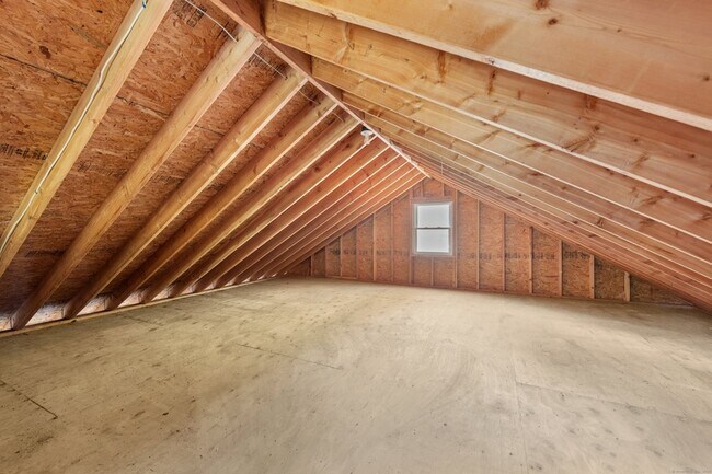 Building Photo - 48 Meyer Pl