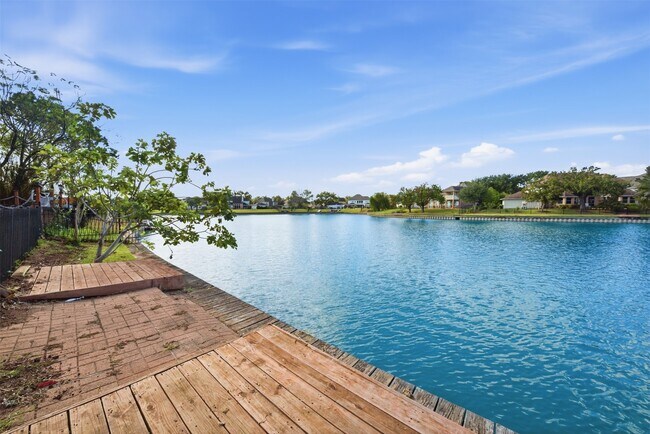 Building Photo - 6426 Portuguese Bend Dr