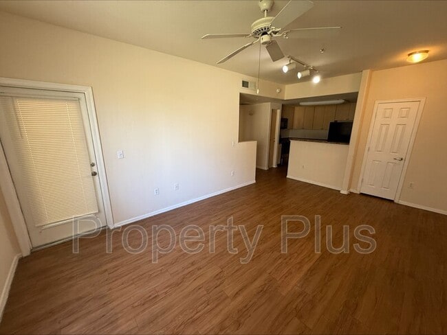 Building Photo - 18416 N Cave Creek Rd