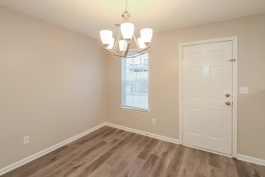 Building Photo - 1231 Brookstone Rd