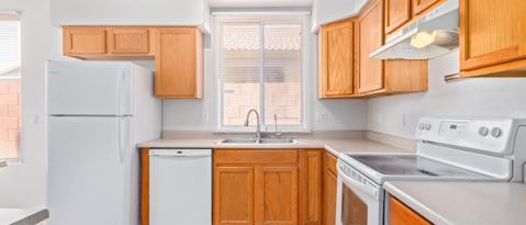 Building Photo - 3316 E Tierra Buena Ln