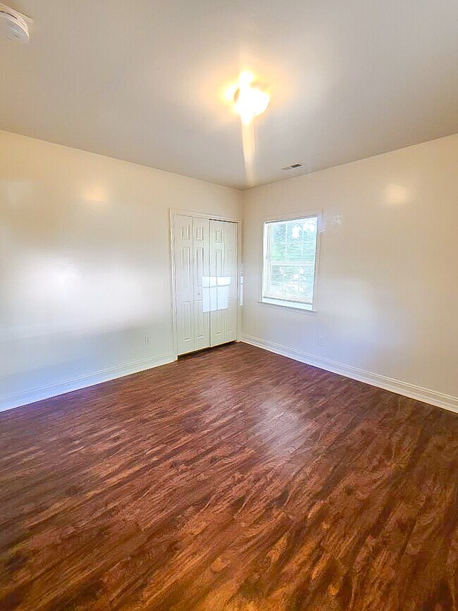 Building Photo - 144 Spring St