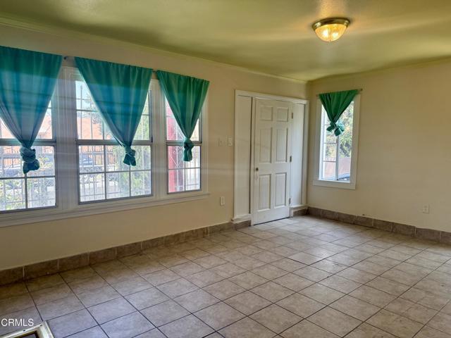 Building Photo - 1176 W 38th St