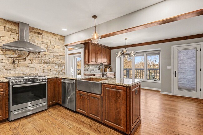 Building Photo - 841 Turnbridge Cir