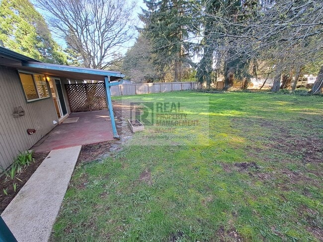 Building Photo - Newly Updated 3 Beds, 2 Bath Home on Quiet Street
