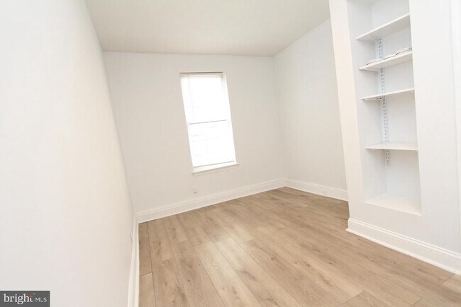 Building Photo - 2019 N 2nd St