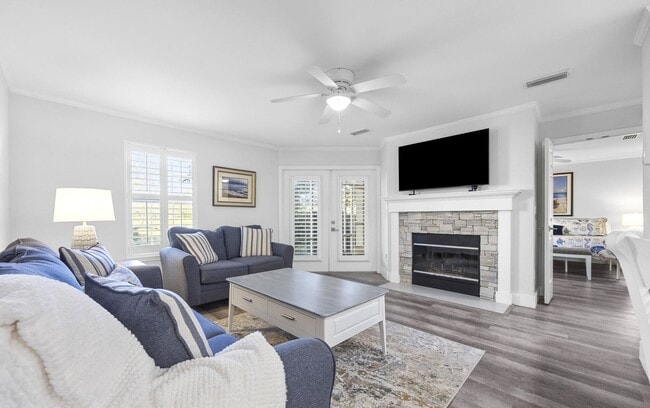 Building Photo - Location, Lifestyle, and Luxury