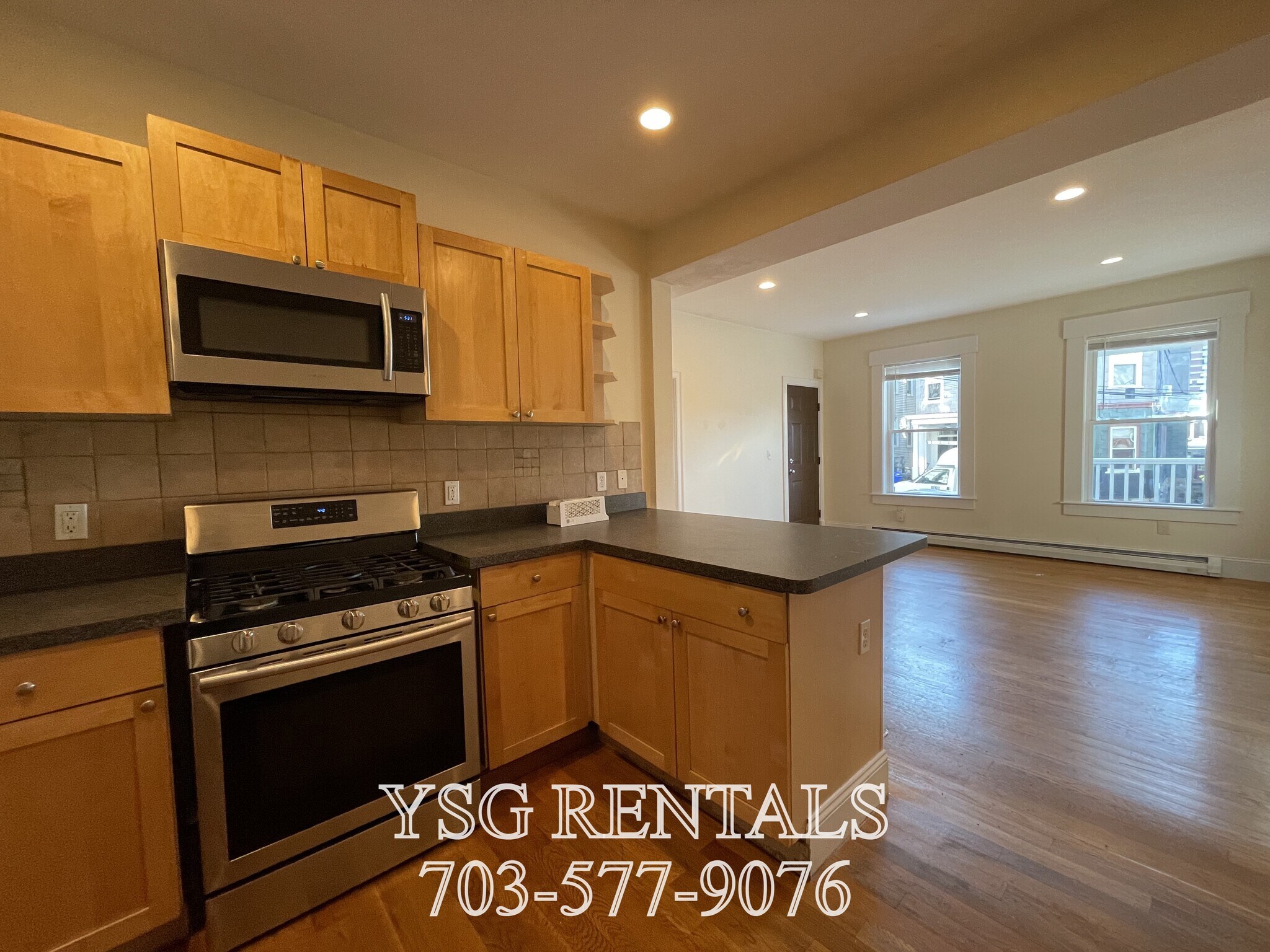 Building Photo - 34 Calumet St