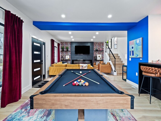 Building Photo - 25 N Rose Blvd