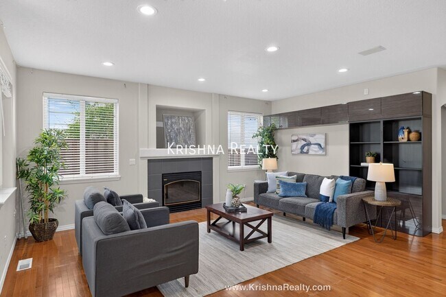 Building Photo - 14395 NW Lilium Dr