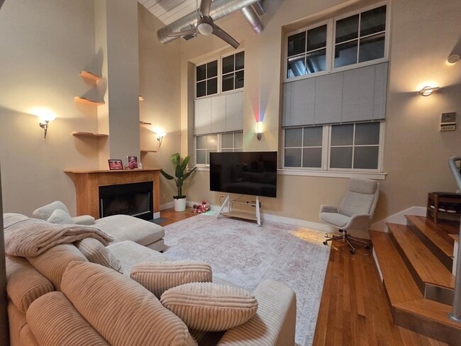 Building Photo - 155 Brookline St