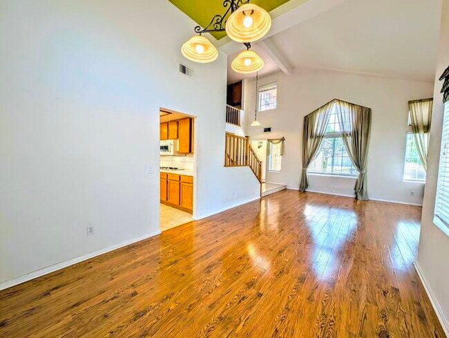 Building Photo - 7754 Fox Tail Ct