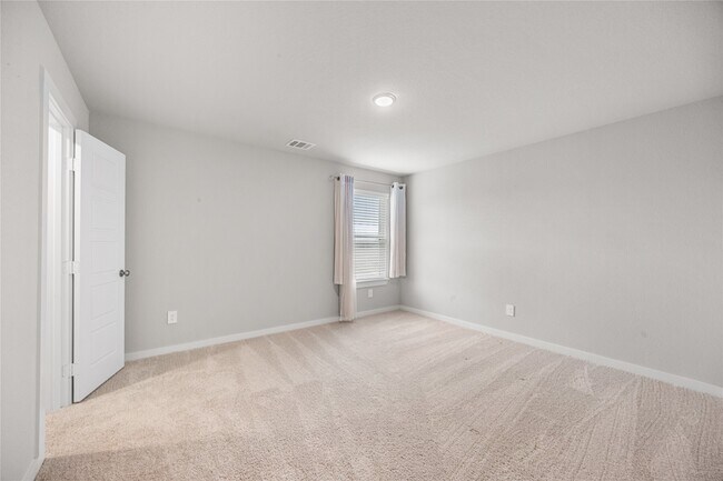 Building Photo - 10020 Lone Star Lndg Blvd