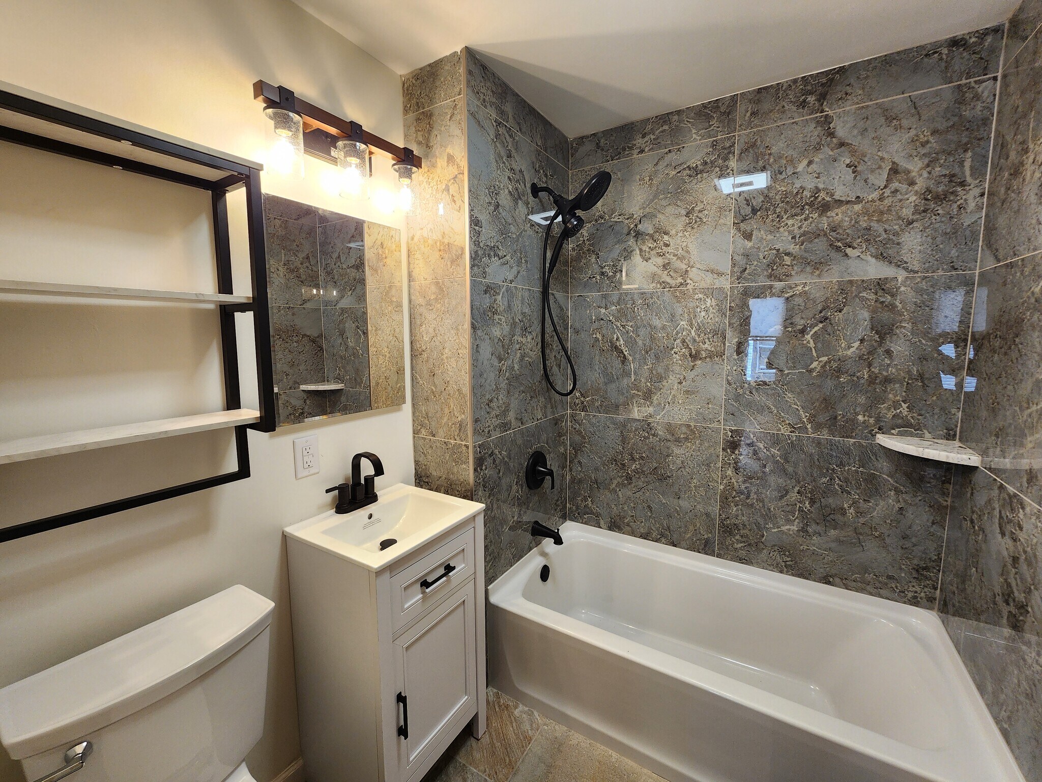 Building Photo - 262 Tennyson Ave