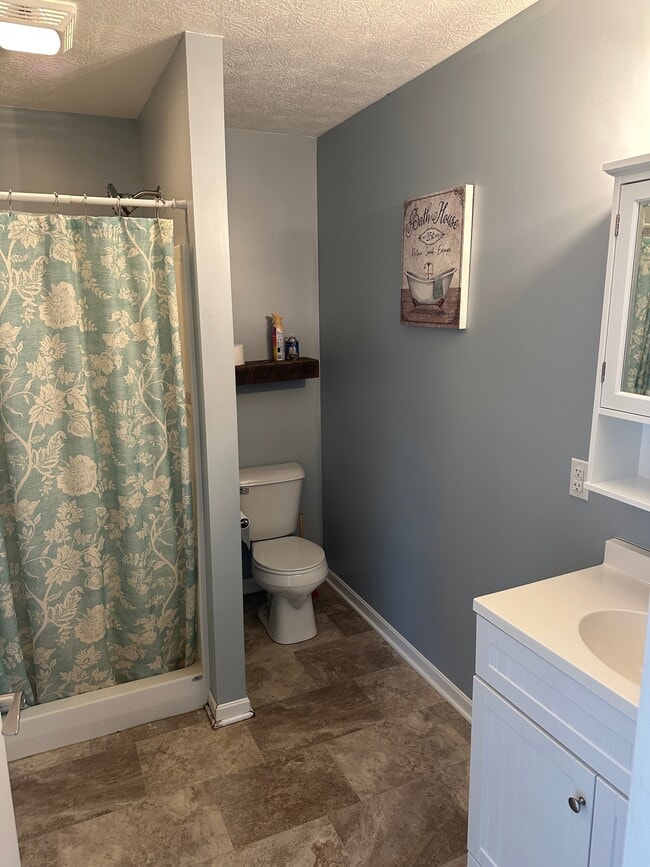 Building Photo - 6601 County Rd 625