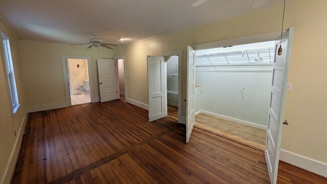 Building Photo - 1540 Yadkinville Rd
