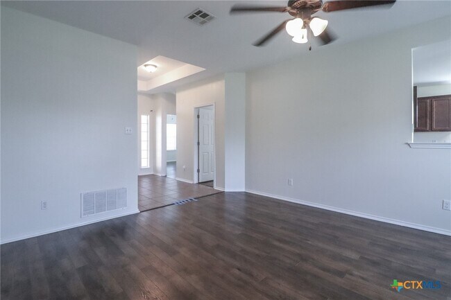 Building Photo - 7819 Bridgepointe Dr