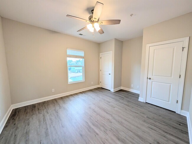 Building Photo - 338 Kiskadee Loop