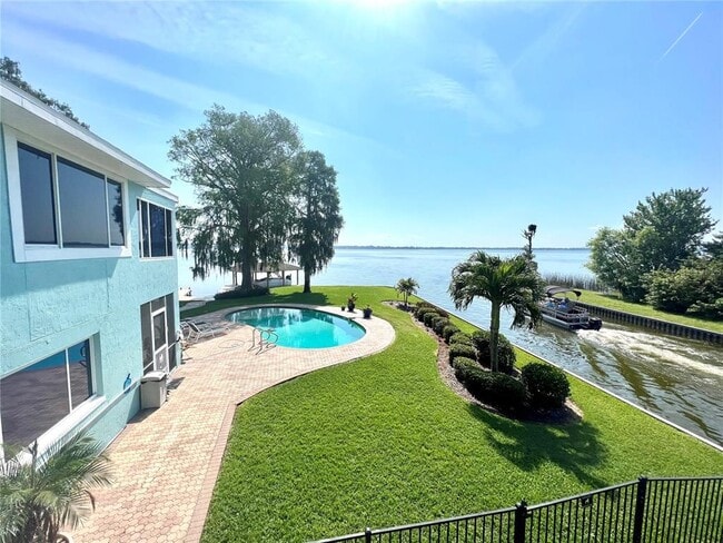 Building Photo - 2802 W Lake Eloise Dr