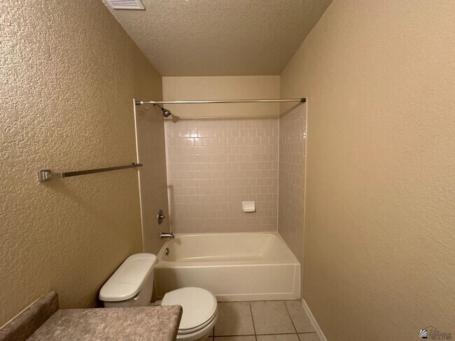 Building Photo - 11387 E 26th St